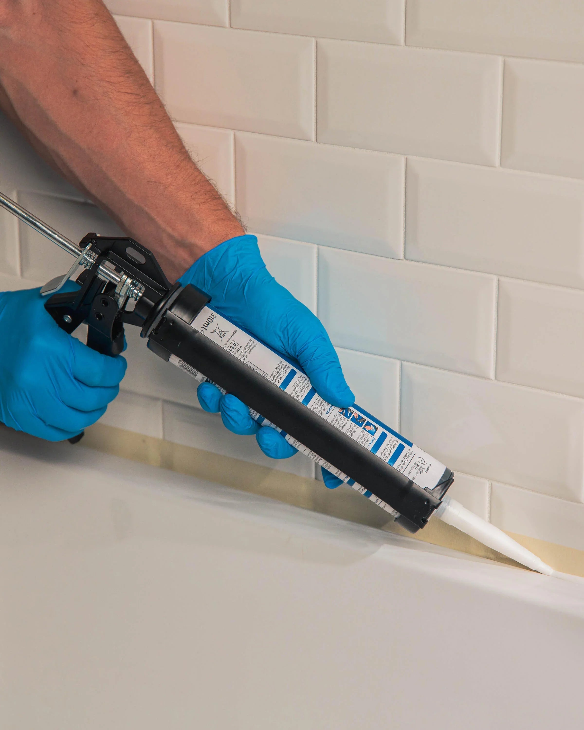 Adhesivos y fijación